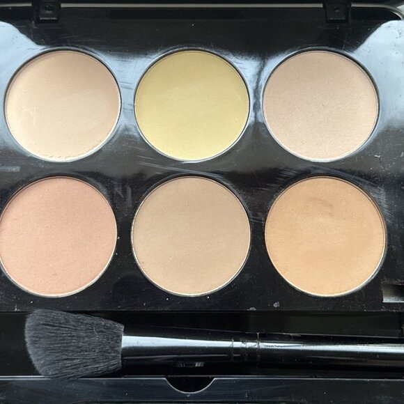 ＭＥ 𝗠𝗔𝗞𝗘𝗢𝗩𝗘𝗥 𝗘𝗦𝗦𝗘𝗡𝗧𝗜𝗔𝗟𝗦 𝗖𝗢𝗡𝗧𝗢𝗨𝗥 𝗞𝗜𝗧 🟤🟡 - Picture 7 of 15